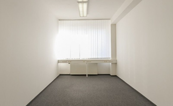 Na prenájom - Kancelársky priestor 36m2, ul.  Bárdošova, Bratislava III