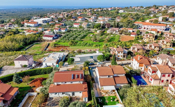Dom na predaj, Poreč, 140.00m² - fotografia 3