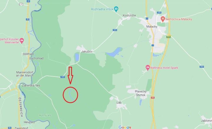 Chata v nádhernom prostredí iba 12 km od Malaciek - fotografia 15