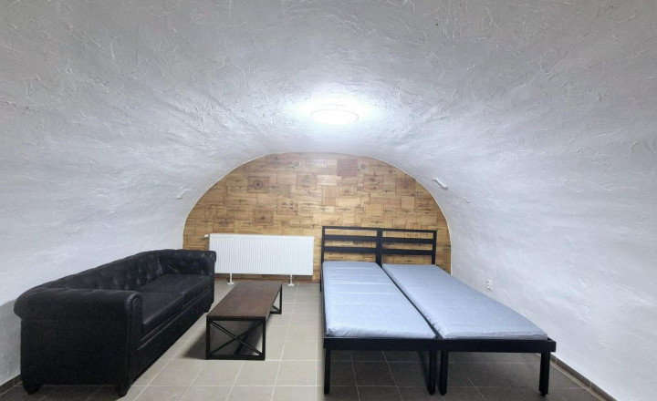 Netradičný apartmán v centre Starého Mesta - fotografia 1
