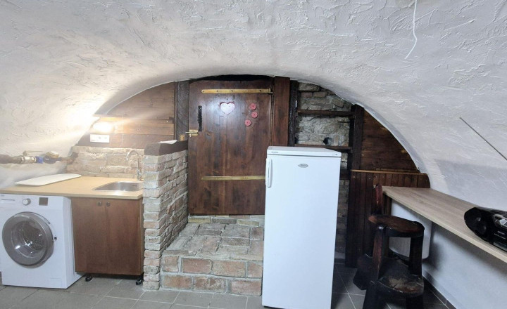 Netradičný apartmán v centre Starého Mesta - fotografia 5
