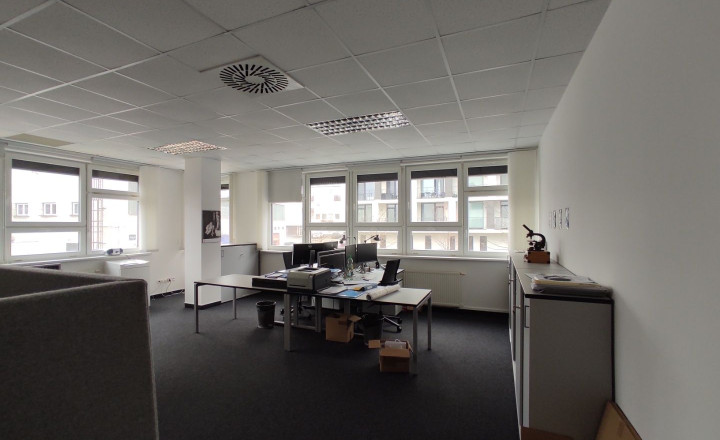 Administratívny celok 4 kancelárií 200m2, s terasou a parkovaním, Račianska ulica, BA3 - fotografia 5