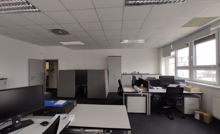 Administratívny celok 4 kancelárií 200m2, s terasou a parkovaním, Račianska ulica, BA3 - fotografia 7