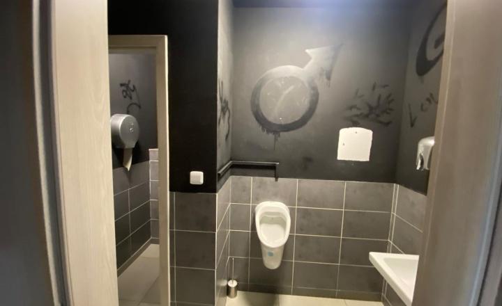 Novostavba obchodného priestoru 119,1 m2  v Petržalke na prenájom - fotografia 4