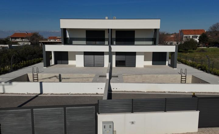Moderný dom v pokojnom prostredí, Debeljak, Sukošan, 230 m², dom A