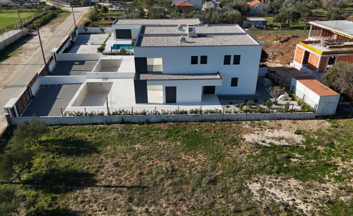 Moderný dom v pokojnom prostredí, Debeljak, Sukošan, 230 m², dom A - fotografia 4
