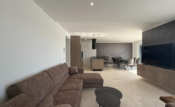 Moderný dom v pokojnom prostredí, Debeljak, Sukošan, 230 m², dom A - fotografia 7