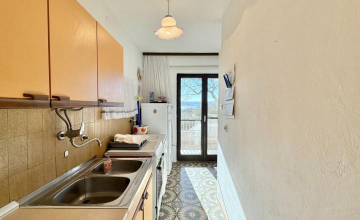 Dom s tromi apartmánmi v centre, Starigrad Paklenica - fotografia 7