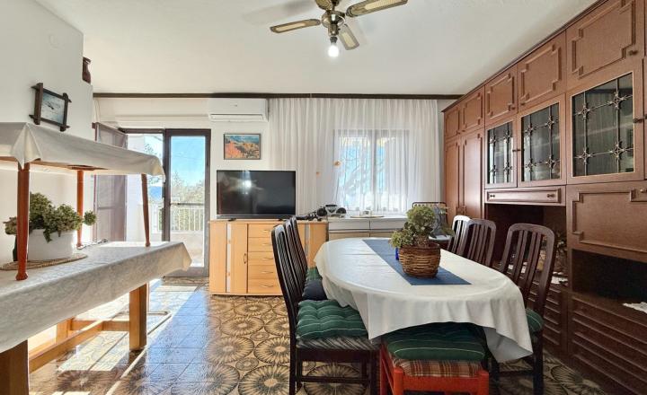Dom s tromi apartmánmi v centre, Starigrad Paklenica - fotografia 8