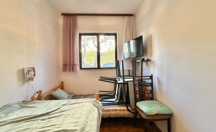 Dom s tromi apartmánmi v centre, Starigrad Paklenica - fotografia 11