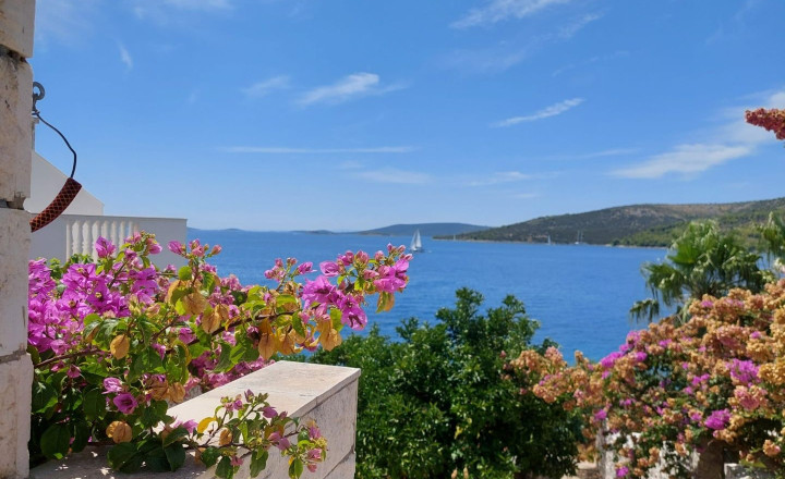 Trogir, Seget Vranjica – Vila s 3 apartmánmi - fotografia 5