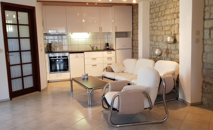 Trogir, Seget Vranjica – Vila s 3 apartmánmi - fotografia 15