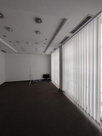 Kancelárie 15-60m2, s možnosťou zasadačky, roh Obchodnej a Hurbanovho Námestia, BAI