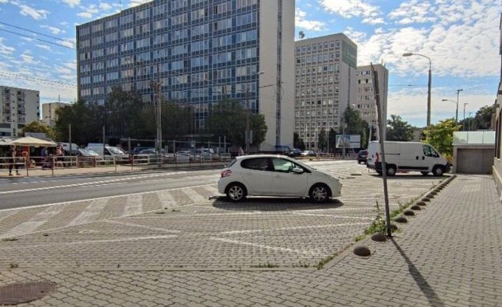 Parkovacie miesto na predaj - ul. Miletičova, Bratislava II - fotografia 4