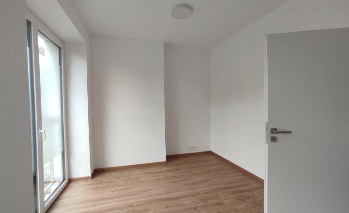 Objekt vhodný na podnikanie, Podunajské Biskupice - fotografia 2