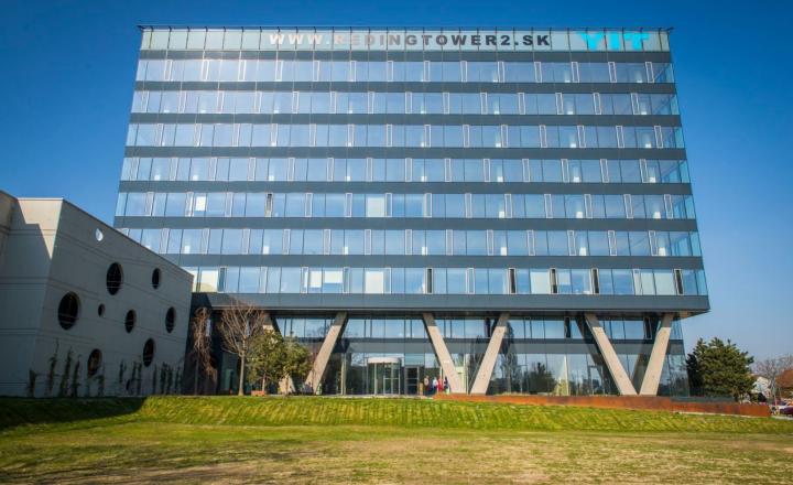 49m2 moderný kancelársky priestor na Račianskej, Reding Tower - fotografia 1