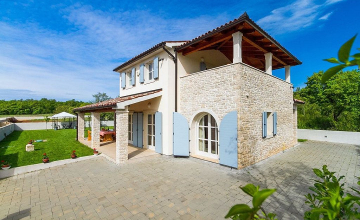 Vila v pokojnom prostredí nad zálivom Raška - fotografia 3