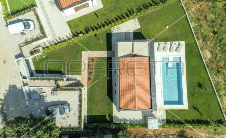 ISTRIA, SVETI LOVREČ – Plne vybavený nový prízemný dom s bazénom - fotografia 8