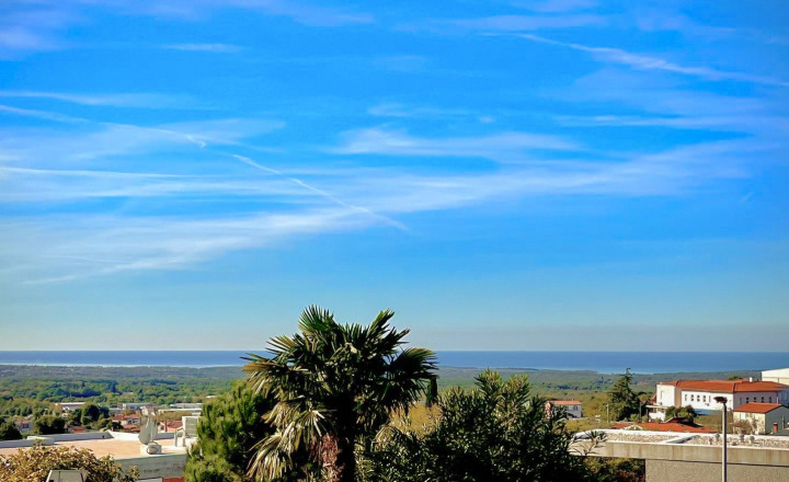ISTRIA, KAŠTELIR – Novozrekonštruovaný dvojdom s bazénom a výhľadom na more - fotografia 6