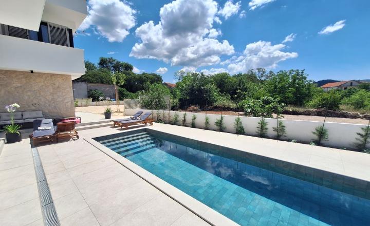 Vila s bazénom, 4 spálne, novostavba – oblasť Šibenik - fotografia 8