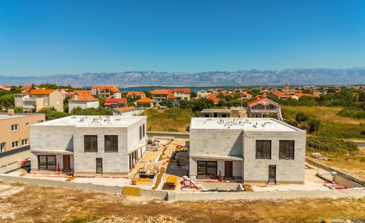 Energeticky úsporná moderná oáza v Nine s bazénom a saunou, apartmán A2 - fotografia 1