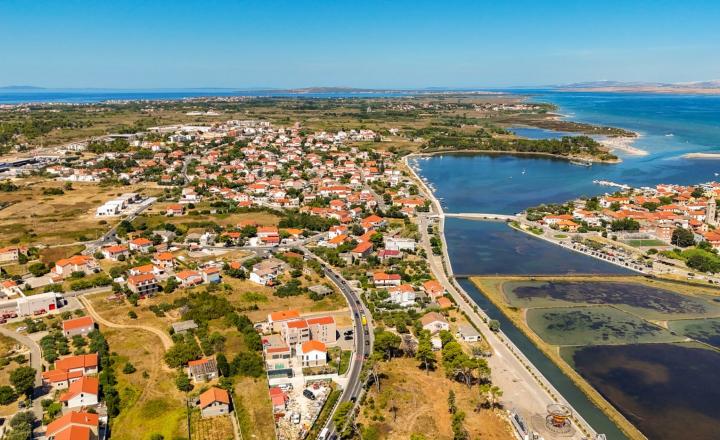 Energeticky úsporná moderná oáza v Nine s bazénom a saunou, apartmán A2 - fotografia 4