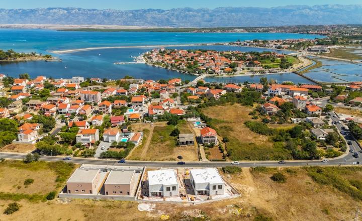 Energeticky úsporná moderná oáza v Nine s bazénom a saunou, apartmán A2 - fotografia 6