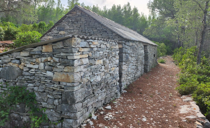 Pozemok s nehnuteľnosťou a výhľadom na more, Prigradica, ostrov Korčula - fotografia 5