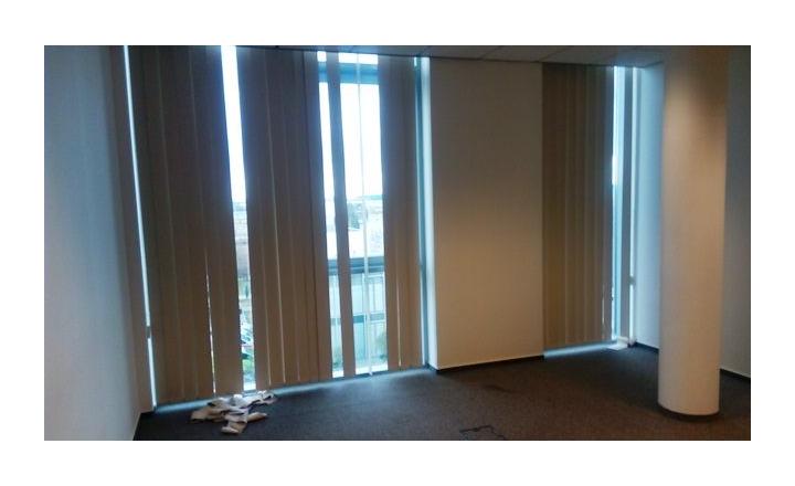 Samostatný kancelársky celok 107m² v blízkosti letiska na prenájom - fotografia 6