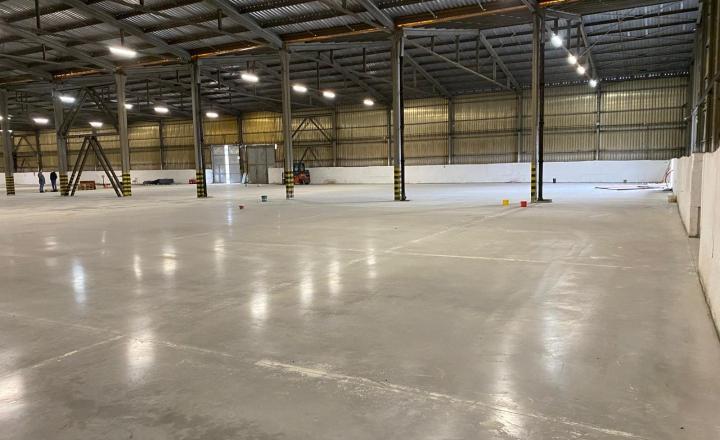 Skladová hala 3900 m2 na prenájom Trnava, Zavar
