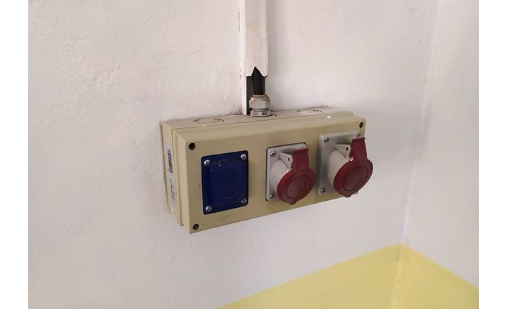 Výrobno-skladový objekt s administratívou na predaj - fotografia 15