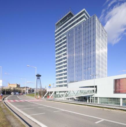 Reprezentatívne kancelárie v AUPARK TOWER, 158,84m2 - fotografia 1