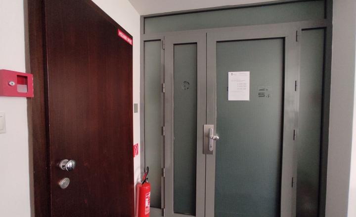 Moderný kancelársky celok s klientskym parkovaním, HOTEL ASTON-Bajkalská 130m2 - fotografia 3
