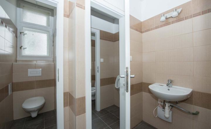Kancelárske priestory na Námestí SNP, v blízkosti Kamenného Námestia, 80m2 TOP - fotografia 3