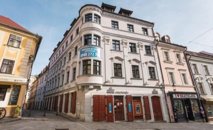Priestory na pešej zóne v krásnej historickej budove, Michalská ulica-Staré Mesto TOP - fotografia 8