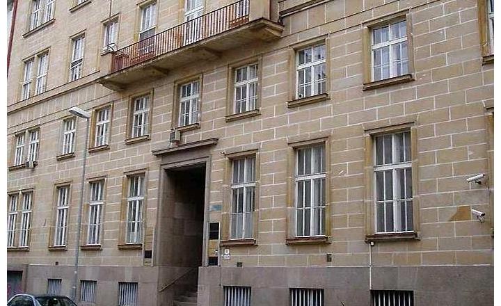Kancelársky celok v historickej budove centre Bratislavy na Grossligovej ulici, aj s parkovaním, 109,38 m2, 147m2 alebo 169,30 m2 - fotografia 9