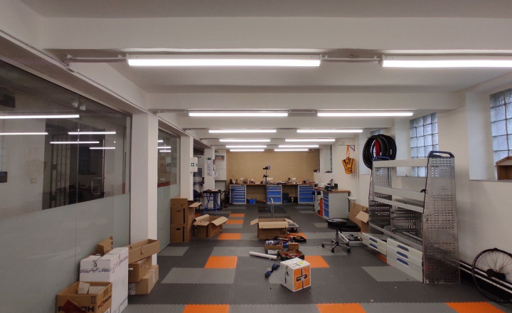 Obchodno-servisno skladový priestor na Račianskej ulici v Novom Meste, 144 m2