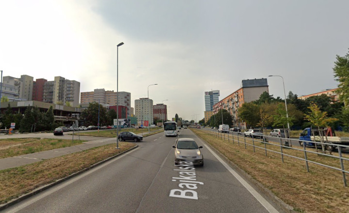Polyfunkčný objekt s parkovaním a pozemkom na PREDAJ, Bratislava II
