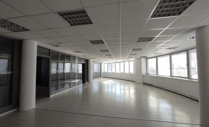 Moderné administratívne priestory s terasou - Palisády, 250 m2 - fotografia 5