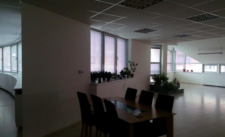 Open-space kancelárske priestory v Starom Meste na Palisádach - fotografia 19