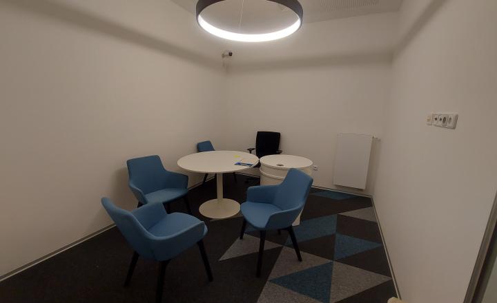 Obchodný priestor 250m2 s možnosťou rozšírenia na 350m2, Obchodná-Staré Mesto - fotografia 6