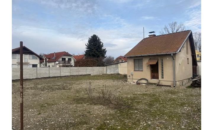 Slnečný stavebný pozemok na predaj - Nové záhrady - fotografia 5