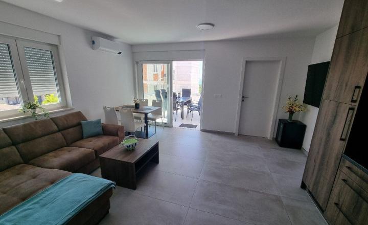 Nové kompletne zariadené apartmány na predaj-  Novalja, ostrov Pag - fotografia 5
