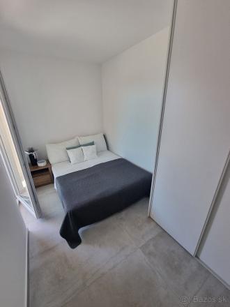 Nové kompletne zariadené apartmány na predaj-  Novalja, ostrov Pag - fotografia 8