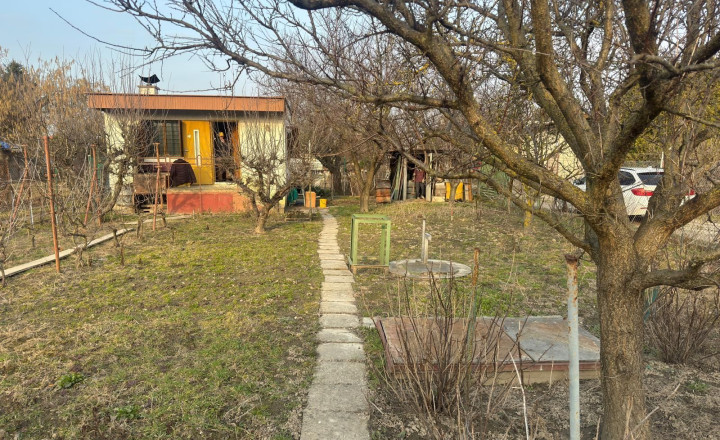 Na predaj chatka v Podunajských Biskupiciach