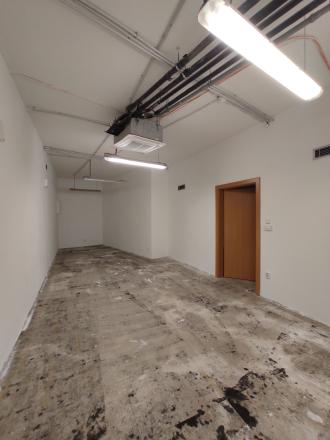 Obchodno-administratívny priestor 96,38m2 s výkladom do átria objektu, Vienna Gate, Kopčianska-Petržalka - fotografia 4