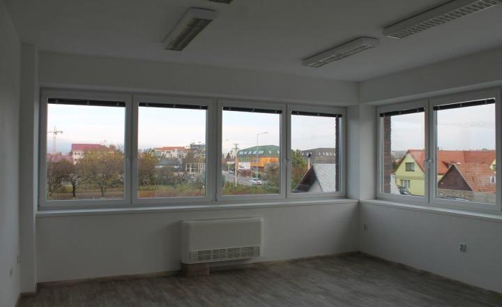 Kancelárske priestory 314m2 s možnosťou delenia, Ulica Svornosti - fotografia 3