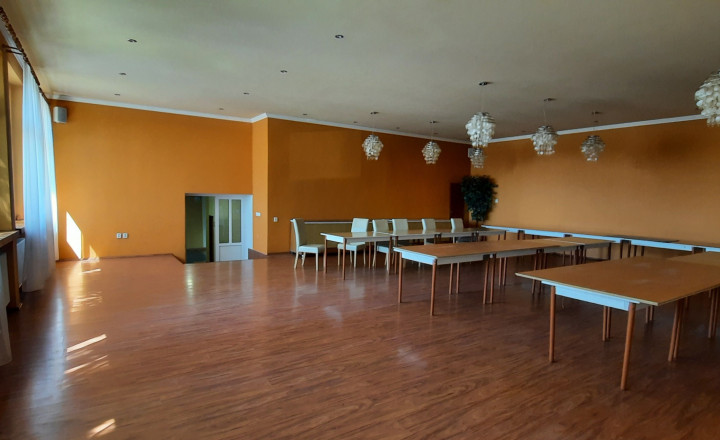 Prenájom komerčného priestoru 117 m² – flexibilné využitie, Nitra - fotografia 1