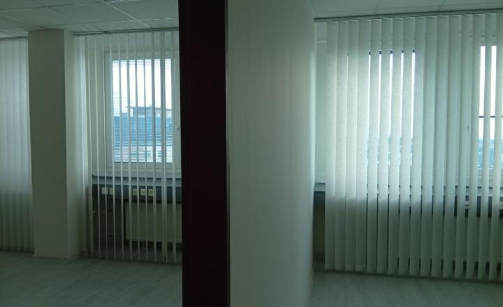 Kancelárske priestory s vlastným kuchynským kútikom, Trenčín - fotografia 1