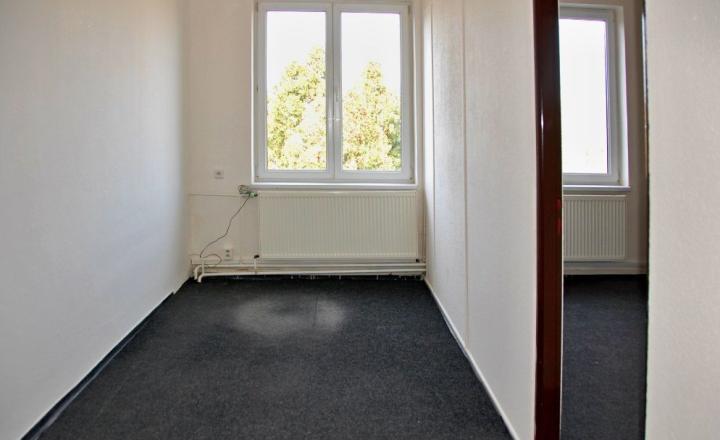 Kancelárske priestory, Trenčín – Sihoť I - fotografia 9